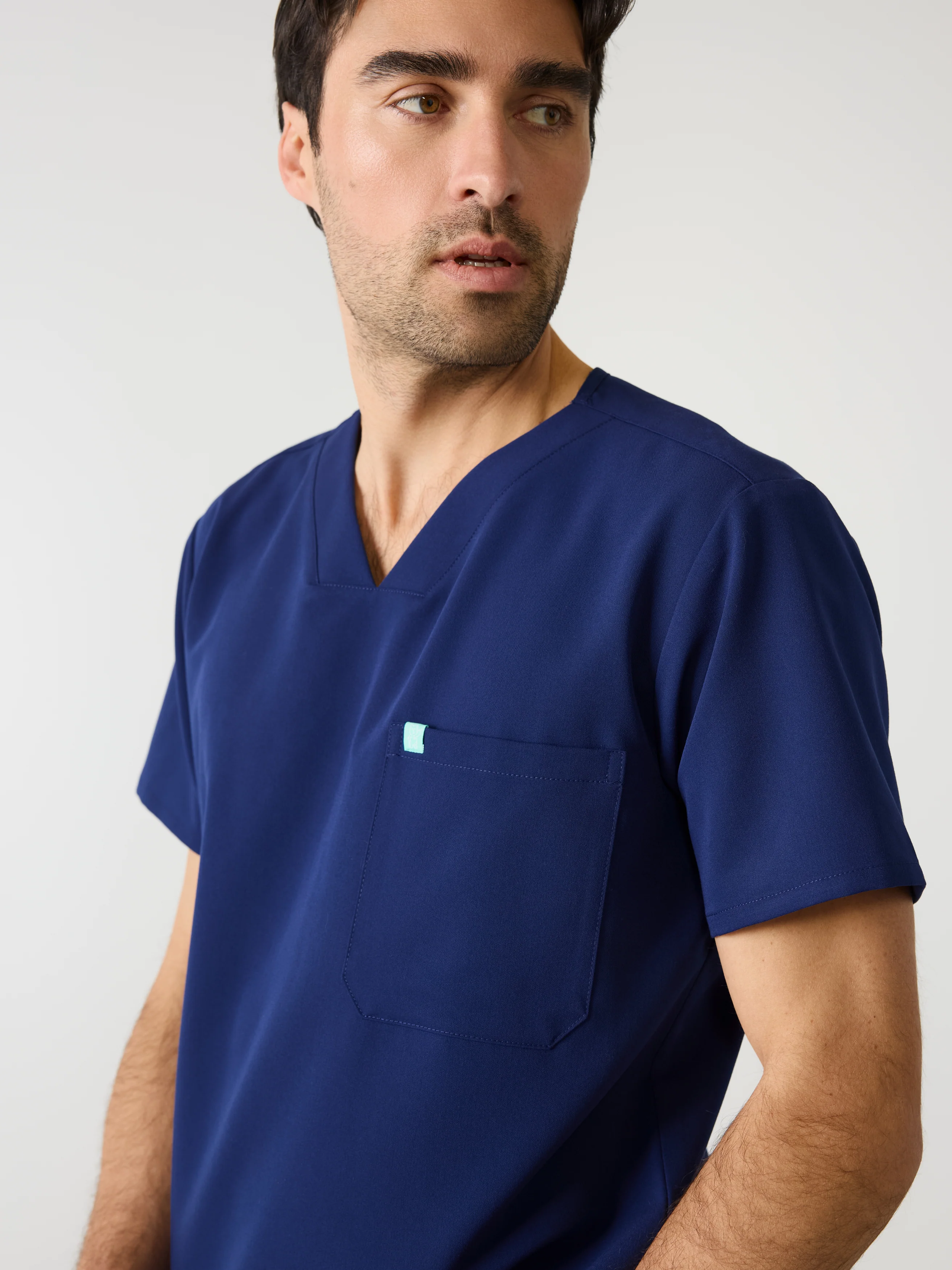 LOGAN RE-GARDE™ - MODERN NAVY - One Pocket Men's Scrub Top - SILVADUR™ - Image 3