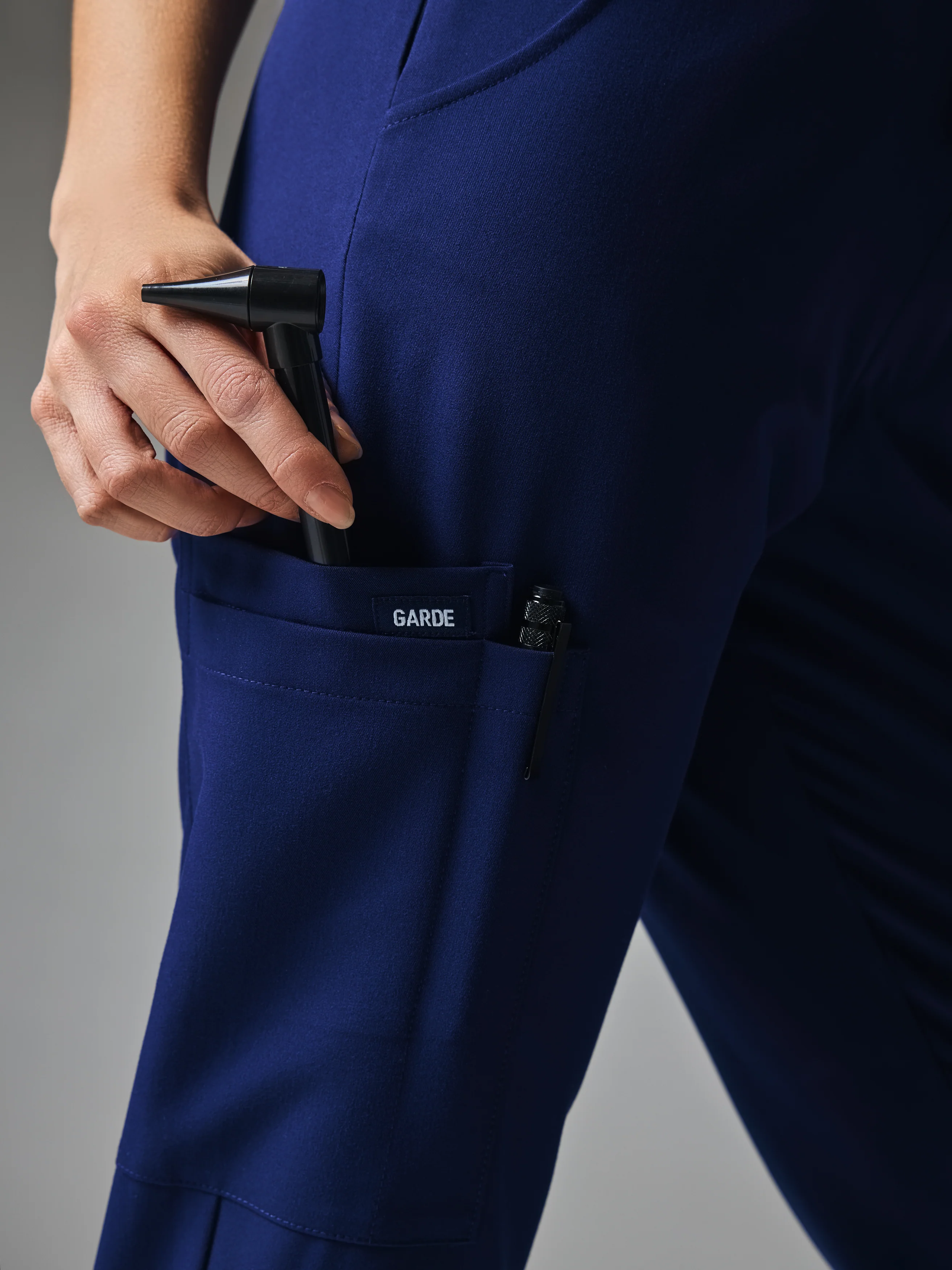 MARIE GARDE™ - MODERN NAVY - Six Pockets Jogger Scrub Pants - SILVADUR™ - Image 3