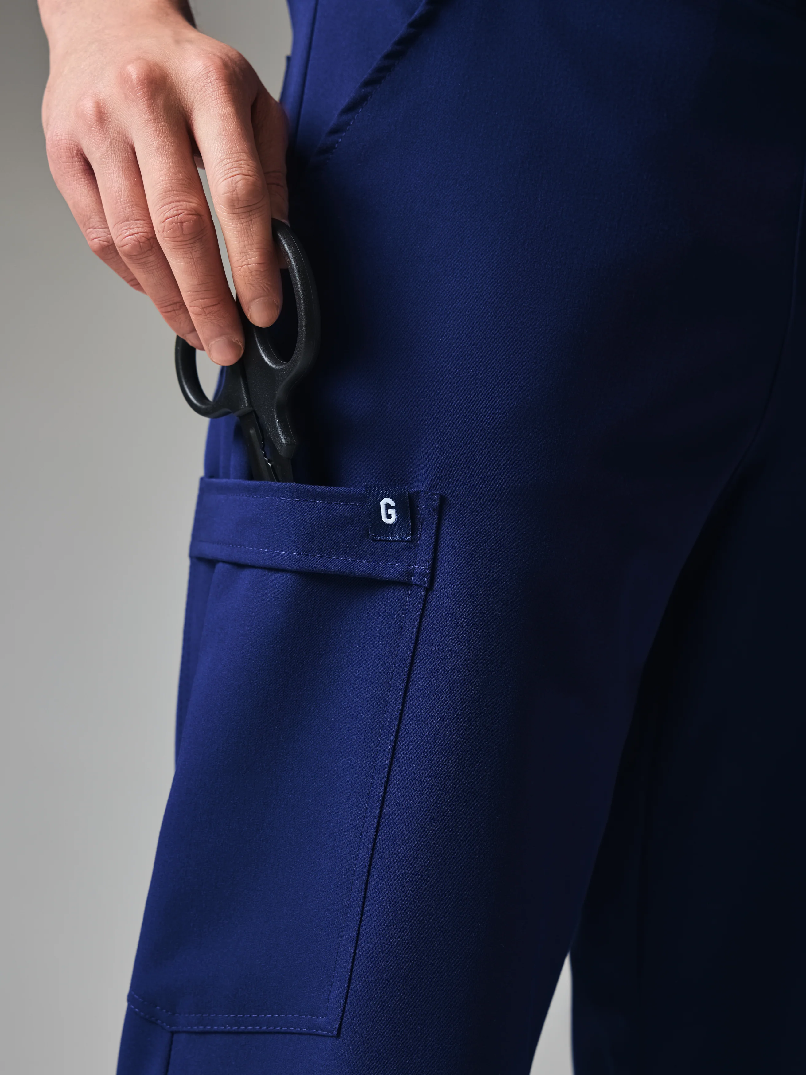 NATHAN GARDE™ - MODERN NAVY - Six Pockets Men's Jogger Pants - SILVADUR™ - Image 3